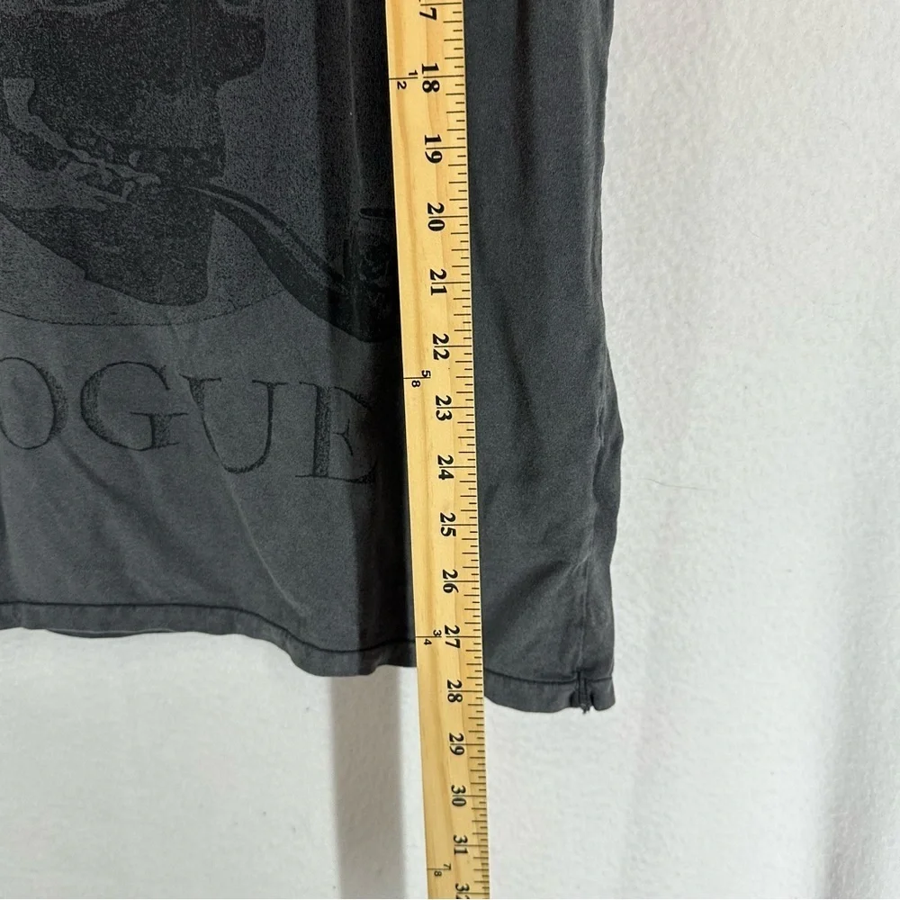 H&M Divided‎ Devils Rouge Skull Graphic T Shirt Women’s Large Grey
